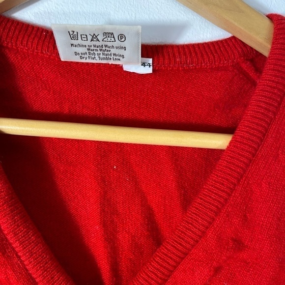 VINTAGE Stunning HMS Invincible Navy Crest Red Sweater Lambswool Made in England - Picture 4 of 7